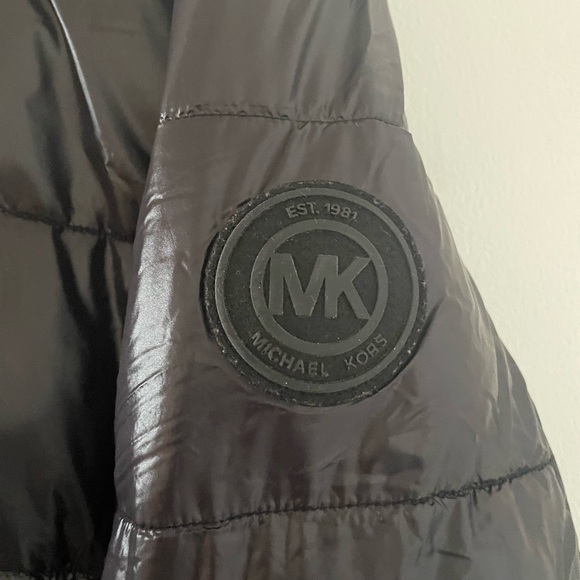 MICHEAL KORS SUBZERO PUFFER JACKET - Picture 2 of 8